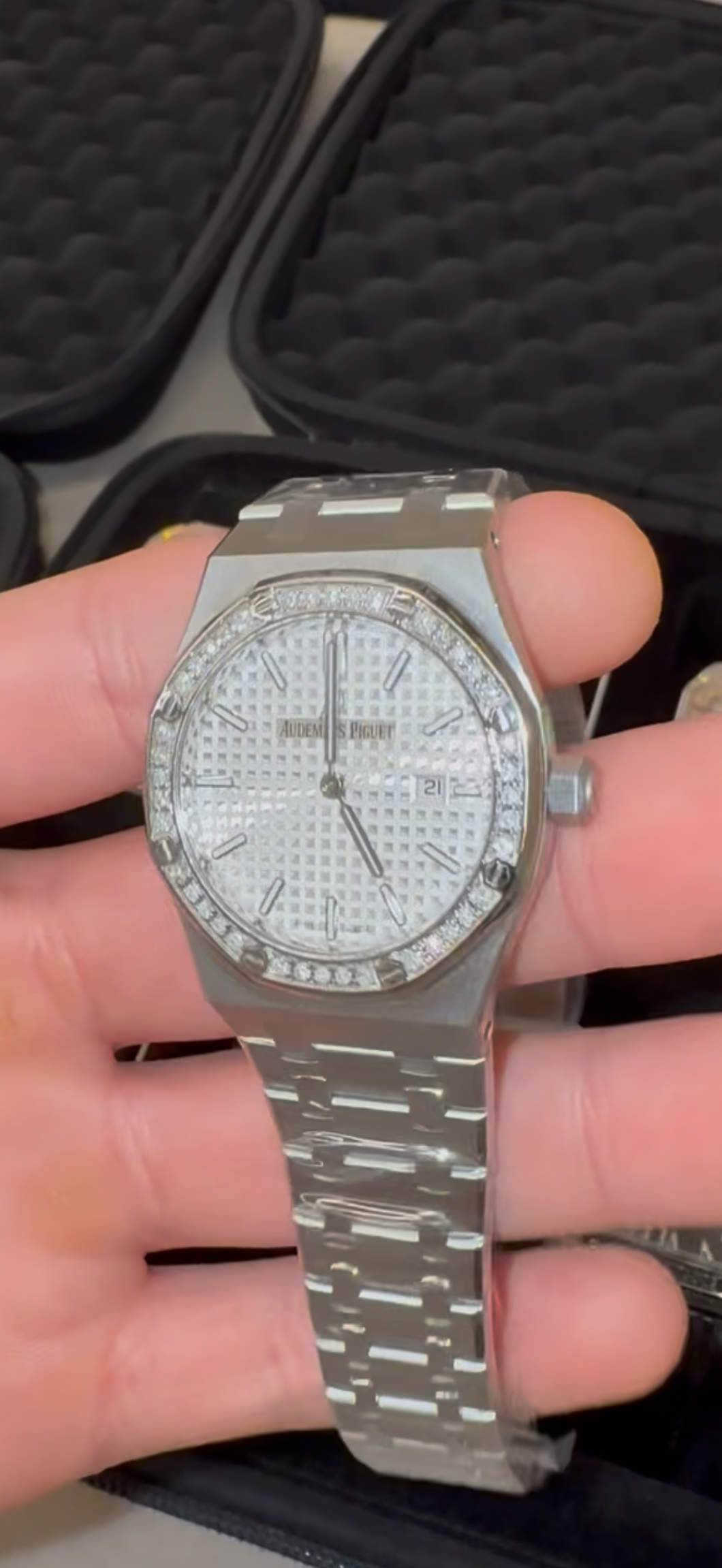 Audemars Piguet 36 mm – Carátula Blanca con Diamantes